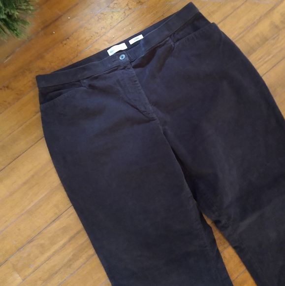 Size 16 petiteBrown Northern reflections corduroy pants - Picture 6 of 16